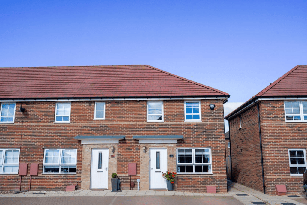 3-bedroom-mid-terrace-house