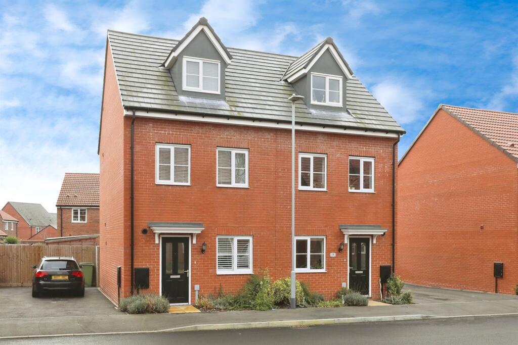 3-bedroom-mid-terrace-house