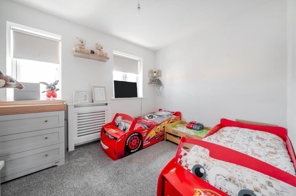 12 Swallow View - Spare room