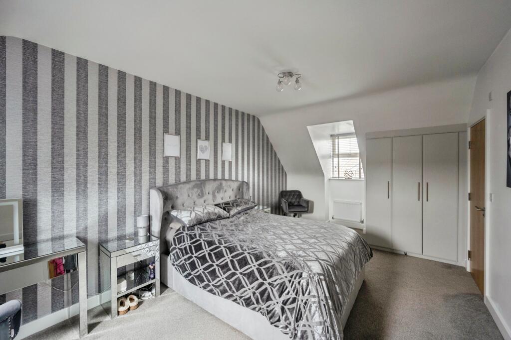 16 Brodsworth Court - Mainbed