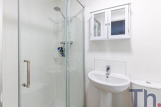 16 Red Fox Square- Ensuite