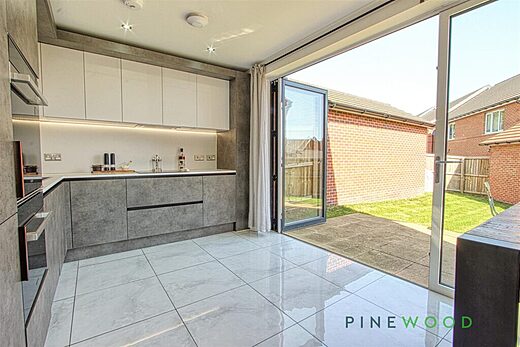 17 Heritage Lane - Kitchen