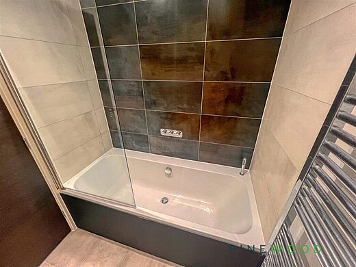 17 Heritage Lane - Primary bath