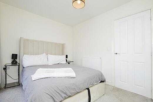 19 Etteridge Road -Bedroom