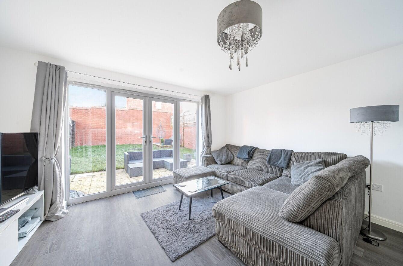 19 Poachers End- Living room