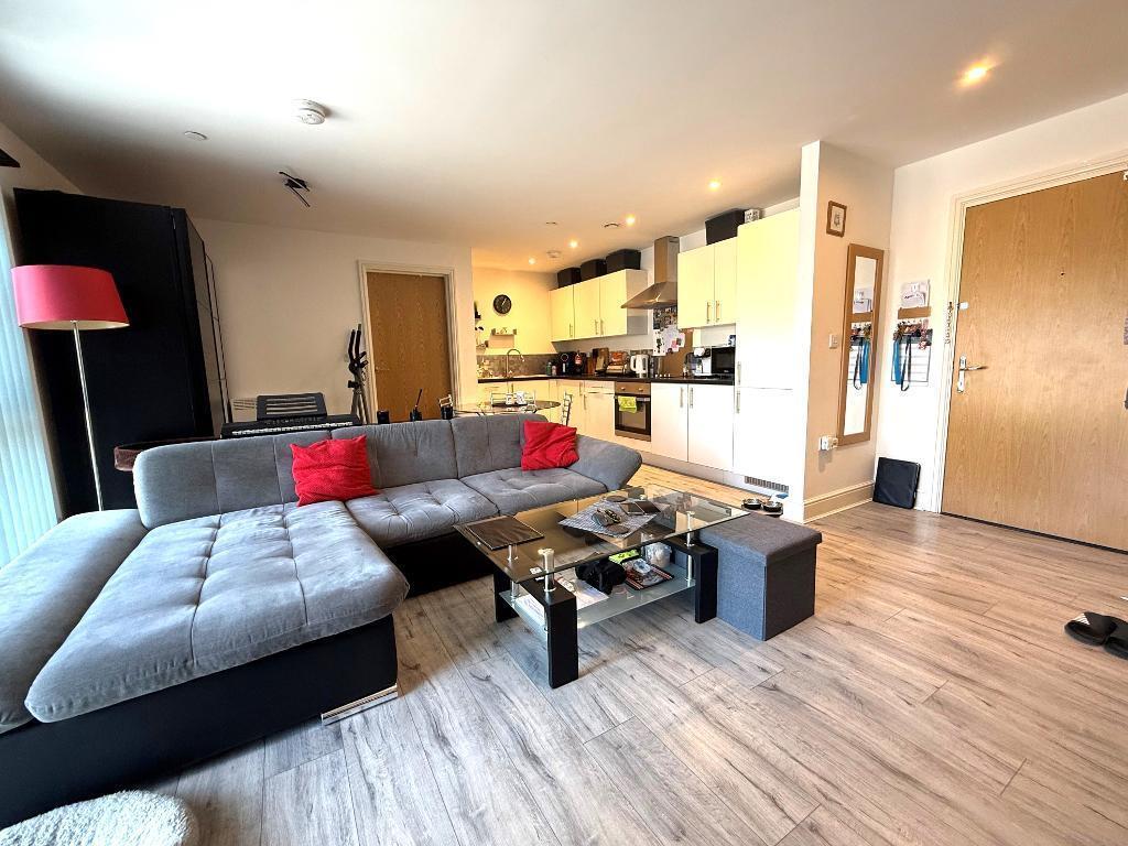 2 Heather Apartments -  Living room