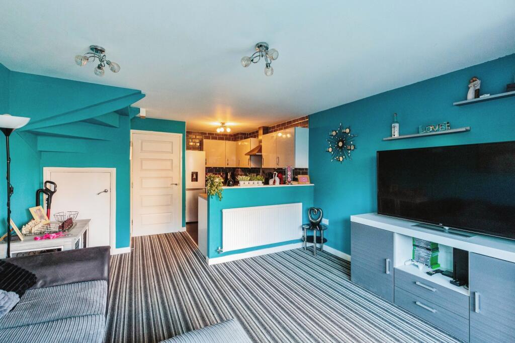 2 Sentinel Mews- Living room