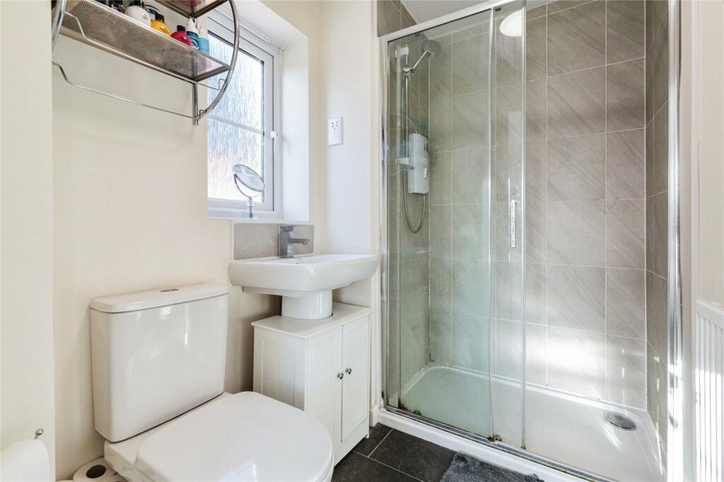 2 Sentinel Mews- Bathroom