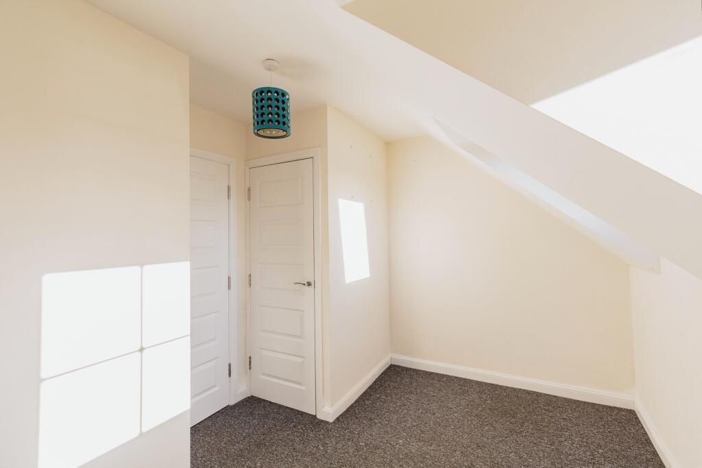 2 Sentinel Mews- Bedroom4