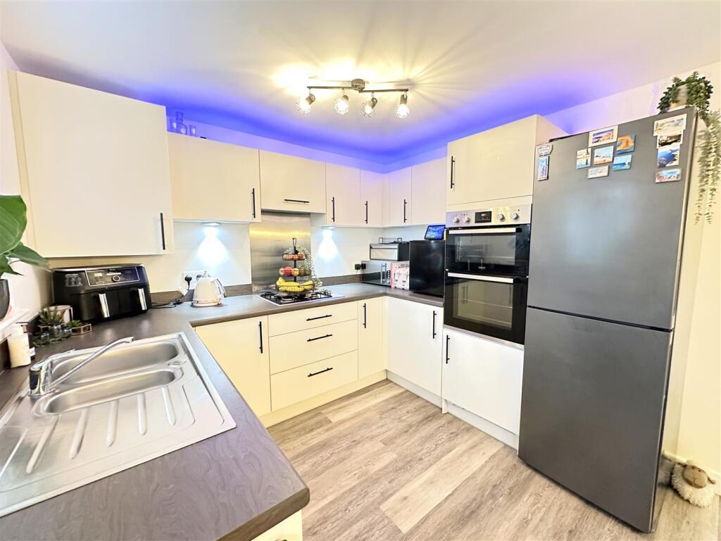 20 Swan Lane- Kitchen