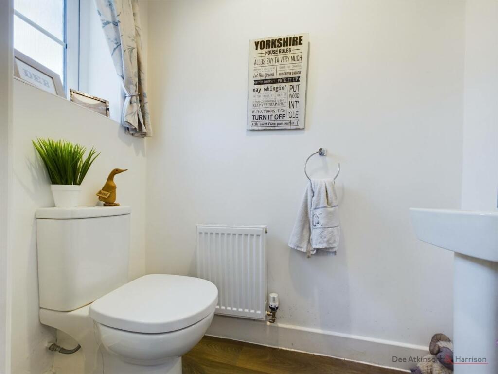 22 Woodsmansey Garth-Downs WC