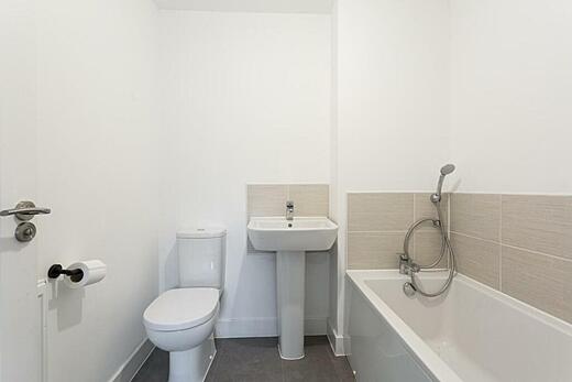 26 Willow Grove- Main Bath