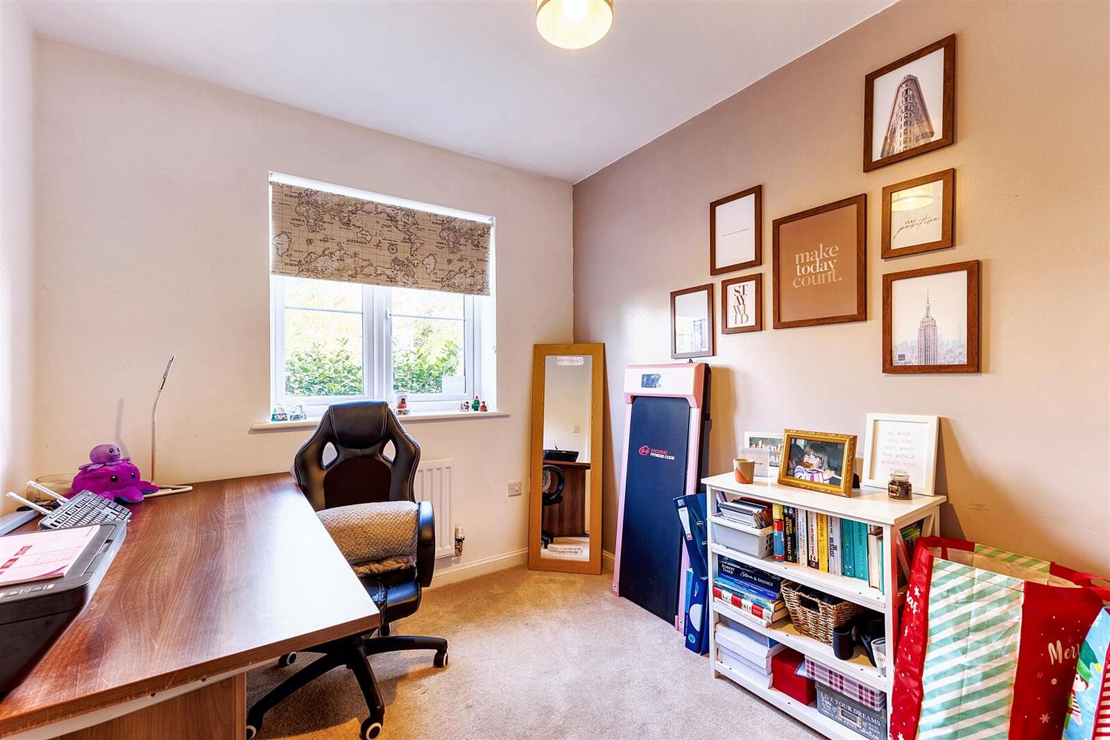 27 Moorcroft Fields-Bedroom 2