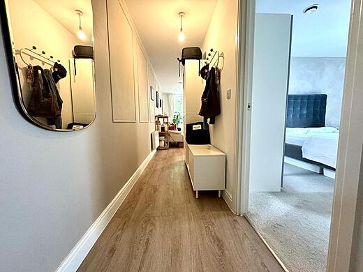 29 Decourcy House - Hallway