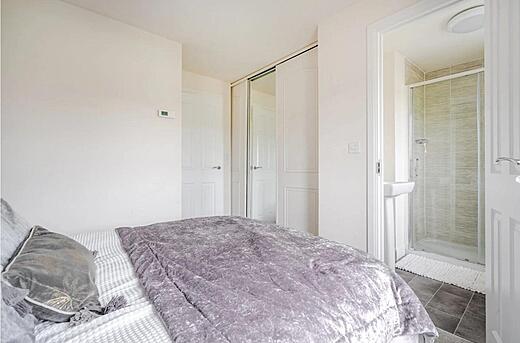 35 William Howell Way- Primary bedroom