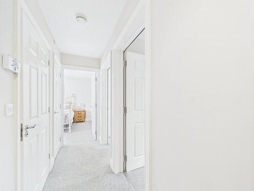 4 Hubert Doxy House -  Hallway