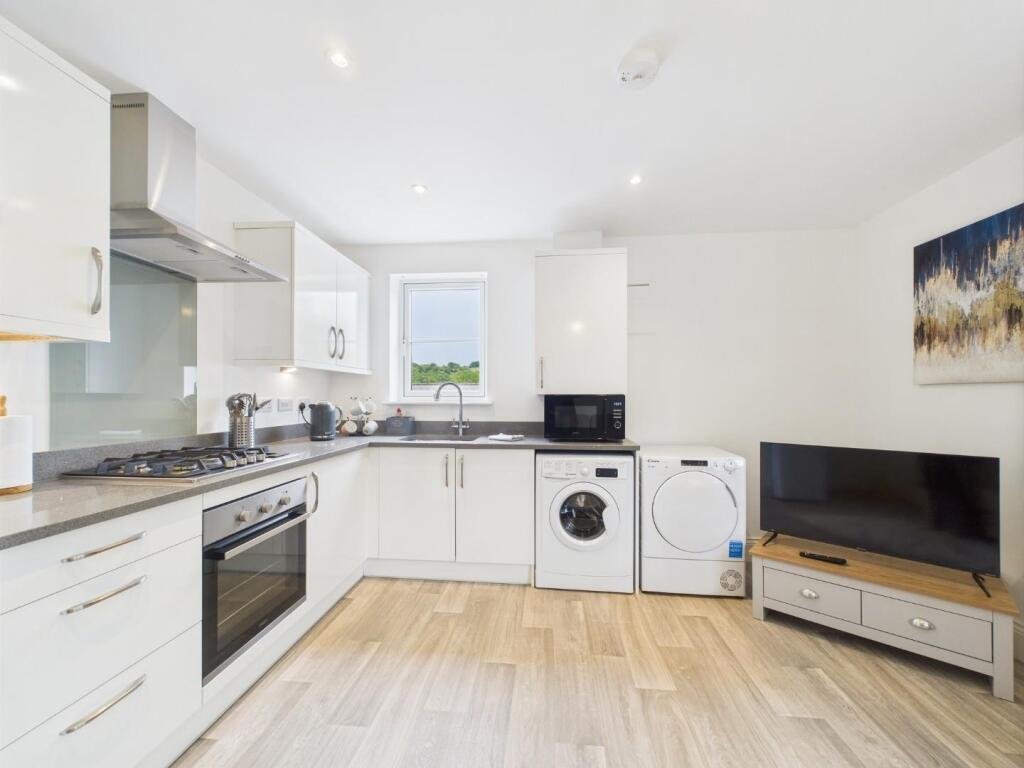 4 Hubert Doxy House - Kitchen