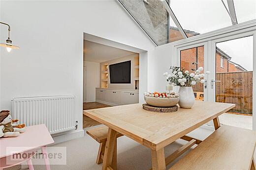 40 Hawthorn Road- Dining Area