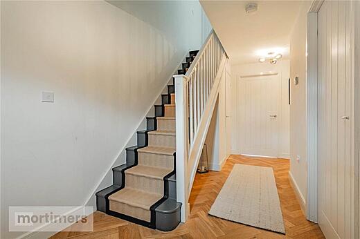 40 Hawthorn Road- Stair case