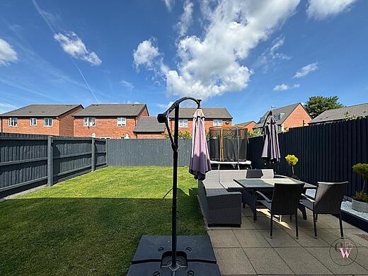 40 James Clarke Road  -  Backgarden