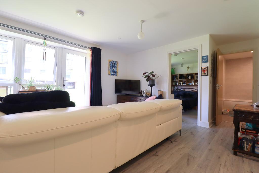 5 Juneberry Apartments - living room