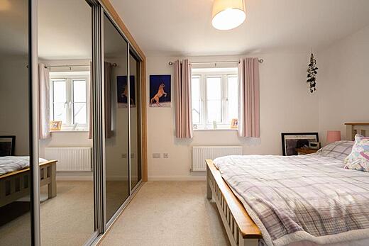 52 Turbit Close- Primary bedroom