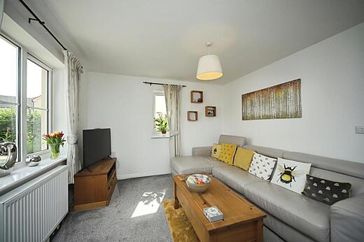 7 Bramble Close - Living room