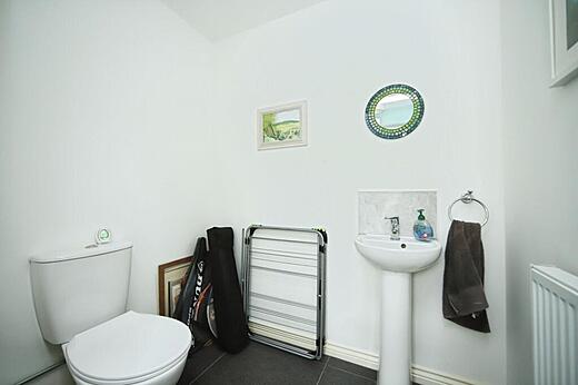 7 Bramble Close - Downstairs WC