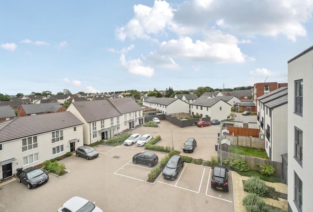 75 Oxleigh Way - Parking