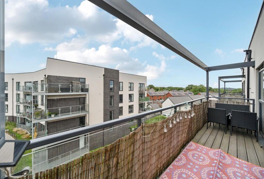 75 Oxleigh Way - Balcony