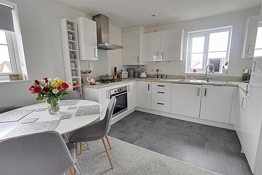 Flat 7 Chesnut  Road - Kitchen