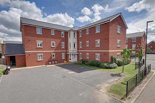 Flat 7 Chesnut  Road - Parking